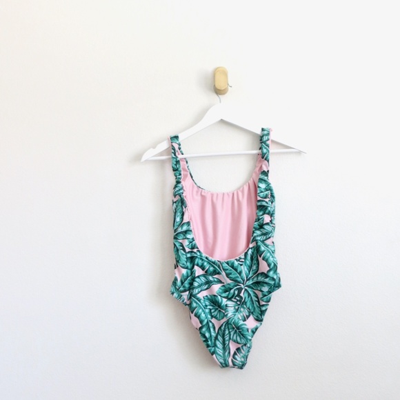 NEW! Kenny Flowers Watercolors The Beverly Hills ONE PIECE Swimsuit Tropical M - Picture 6 of 7